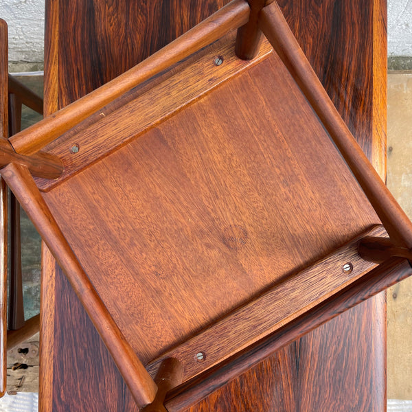 Nesting Tables von Arne Hovmand Olsen
