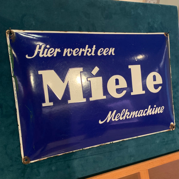 Emaille Schild der Firma Miele 
