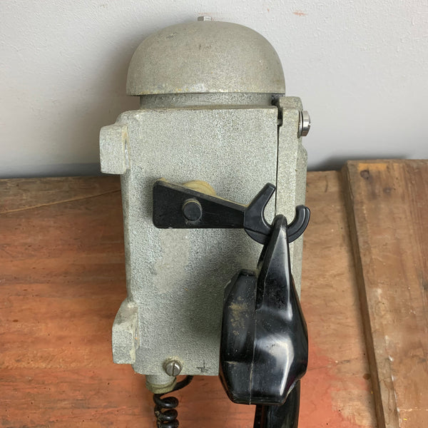 Industrielles antikes Bunker Telefon
