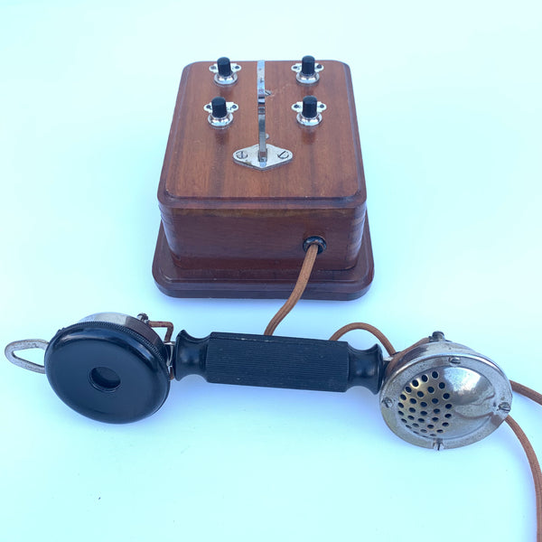 Antikes Wandtelefon
