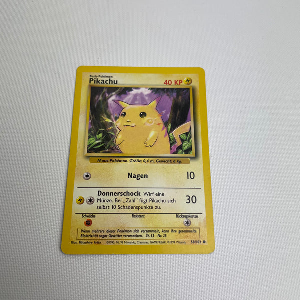 Pikachu 58/102 - Pokémon Card