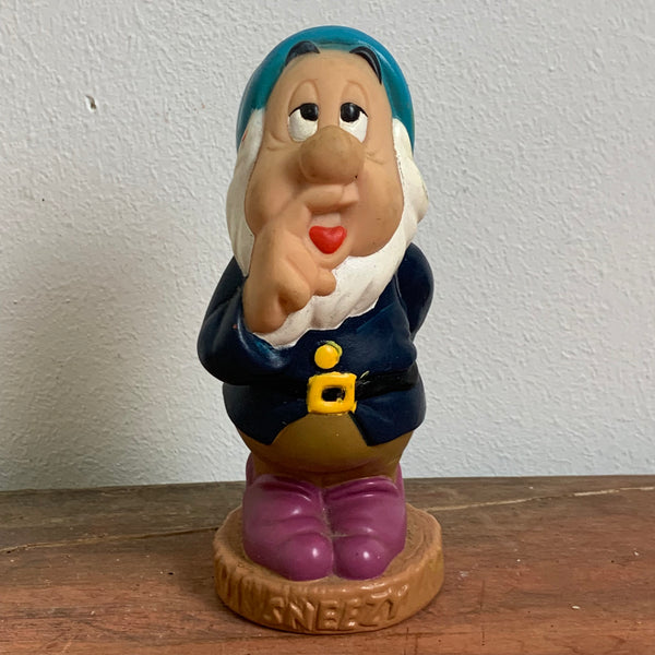Disney Figur Sneezy von Schneewittchen und die sieben Zwerge