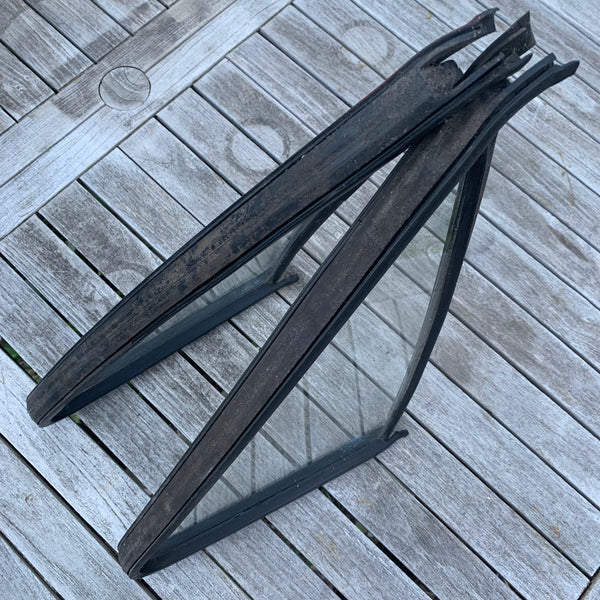 Satz VW T3 Dreiecksfenster rechts und links mit Dichtung