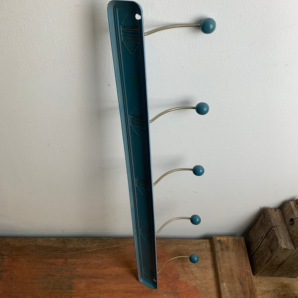 Vintage Bauhaus Garderobe