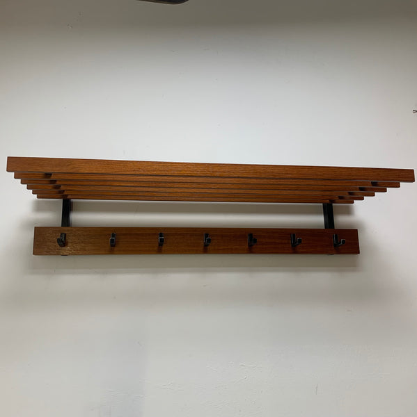 Skandinavische Mid Century Garderobe aus Teakholz