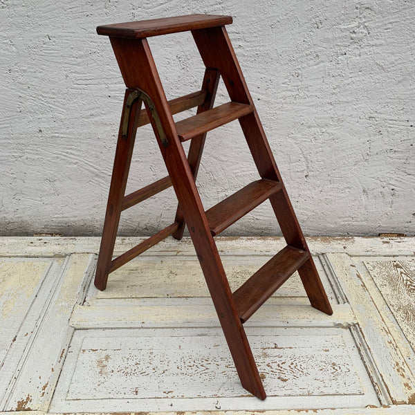 Vintage dekorative Trittleiter aus Holz