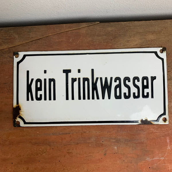 Emaille Schild Kein Trinkwasser