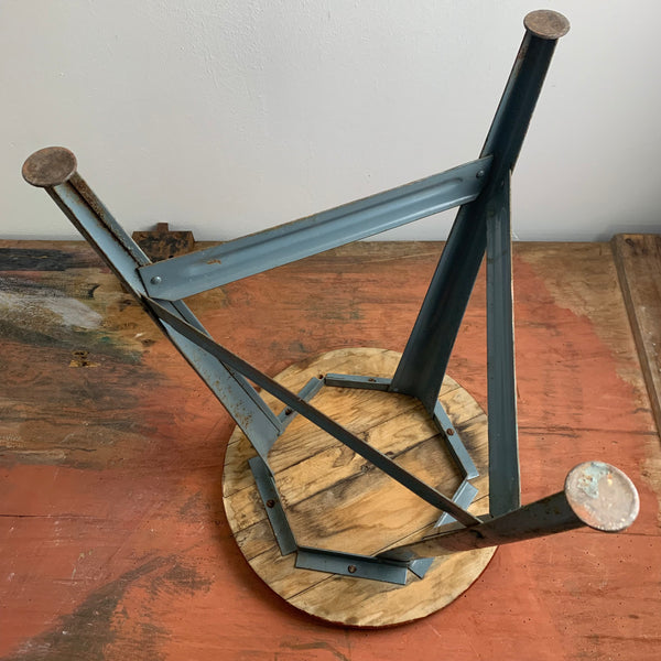 Deutscher Werkstatt Hocker
